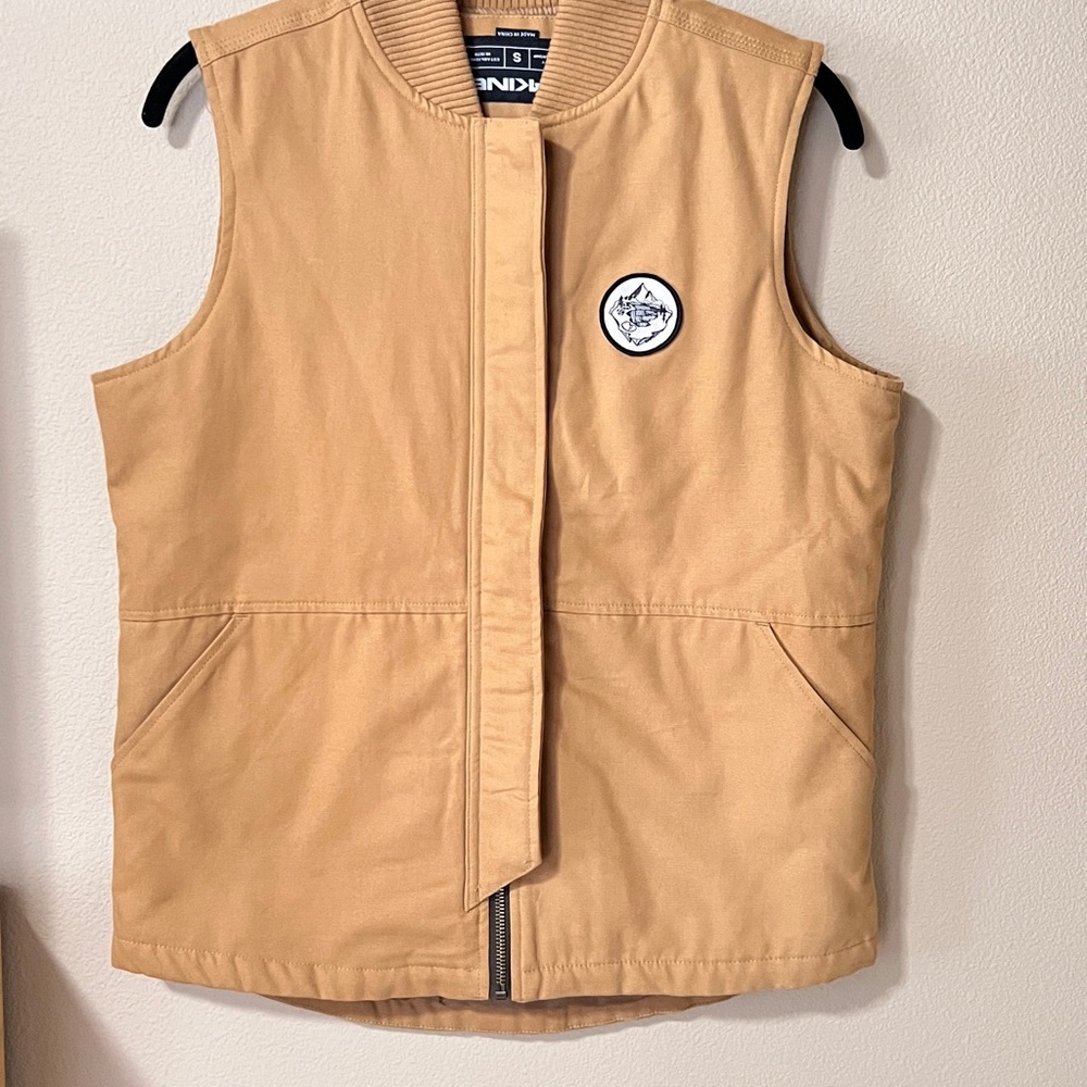 Dakine Vest